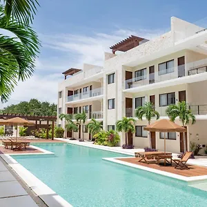 Apartment And Penthouse Blue Luxury Kukulkan Mexico