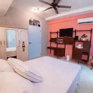 https://casona-de-las-mestizas.hotelsmerida.org