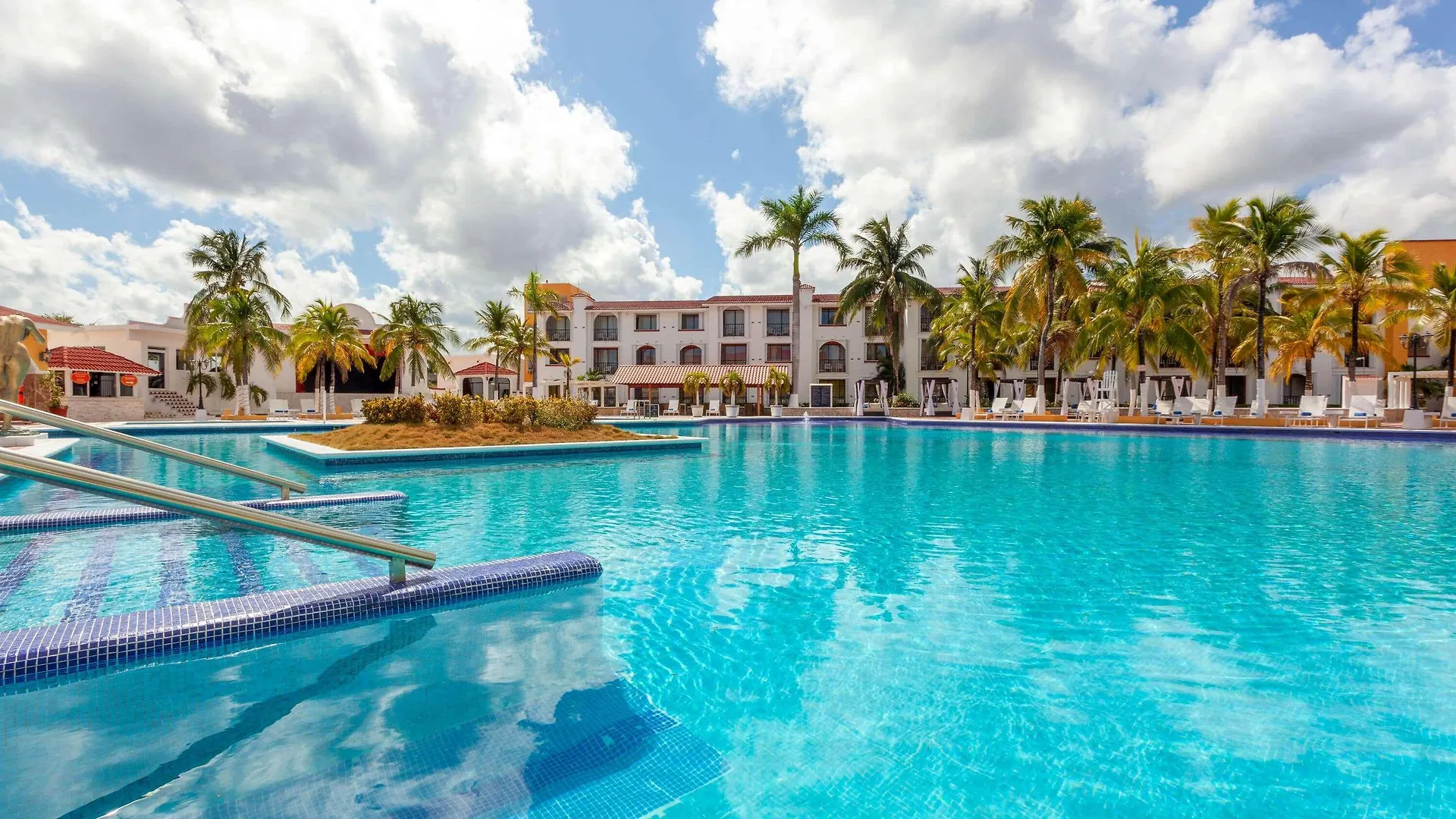 Cozumel Hotel & Resort Trademark Collection By Wyndham Mexico